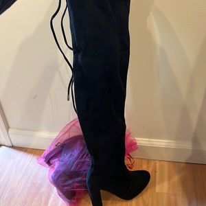 FashionNova high boots